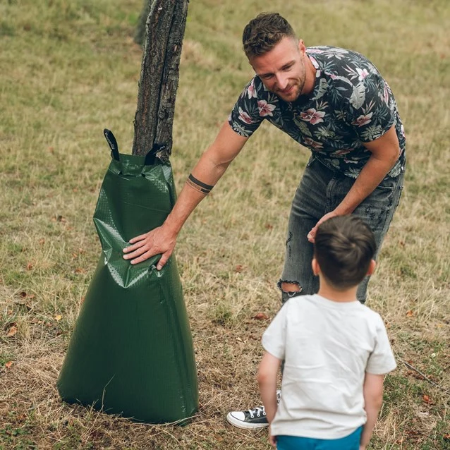 baumbad Premium PE Bewässerungssack für Bäume 75L aus Polyethylen (PE)