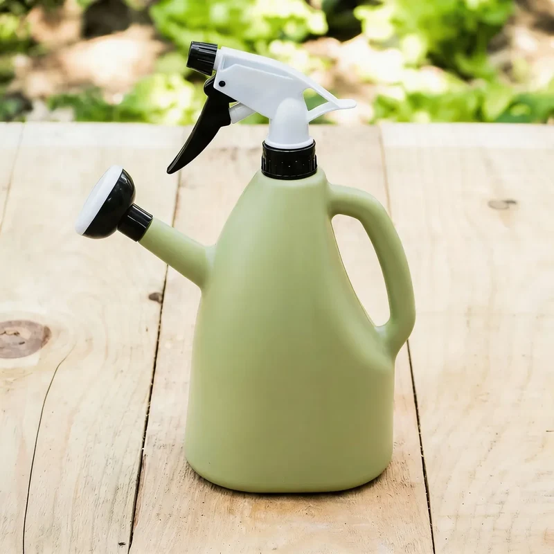 Gießkanne und Sprühflasche 1 Liter