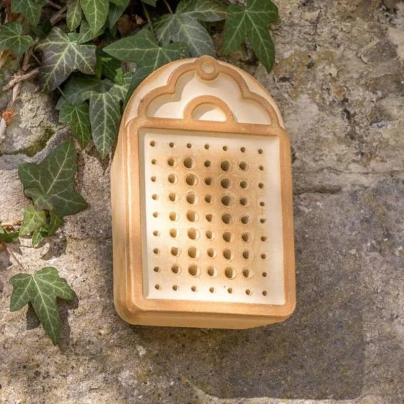 Wildbienenhaus