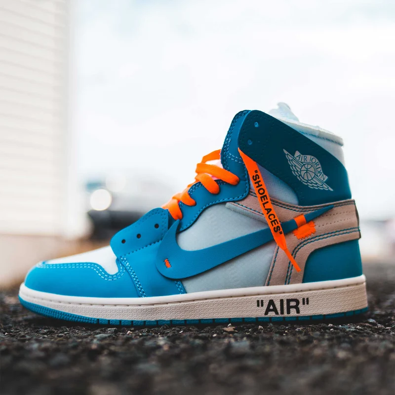 Sneaker