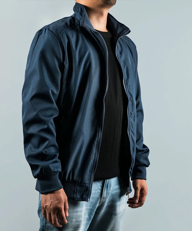 Short fit jacket