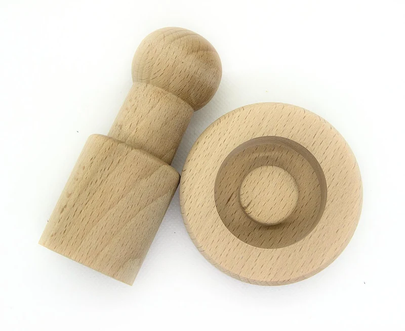 Papiertopf-Presse aus Buchenholz