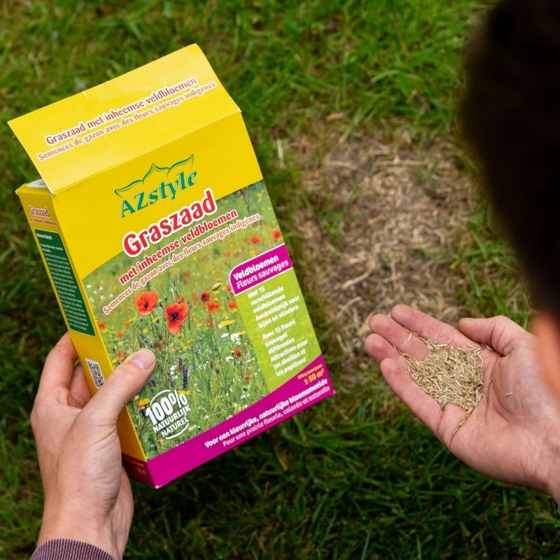 Graszaad met inheemse veldbloemen