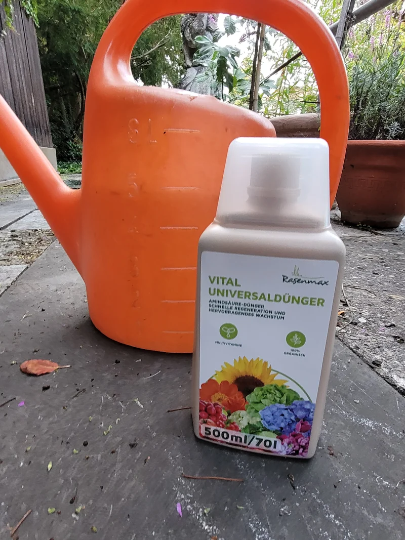 Rasenmax Bio Dünger Vital - Biologischer Universaldünger