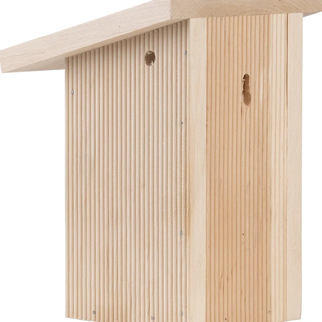 Nistkasten aus Naturholz