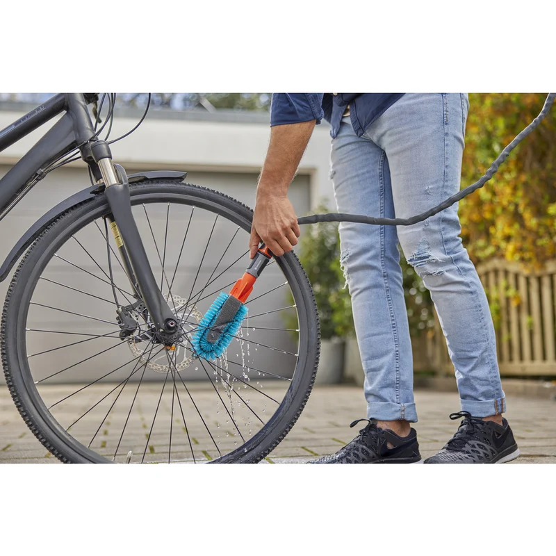 Gardena Cleansystem / Fahrradbürste